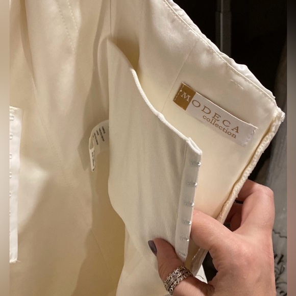 Modeca “Mary” ravello taffeta strapless drop-waist ball gown wedding gown - Picture 9 of 10